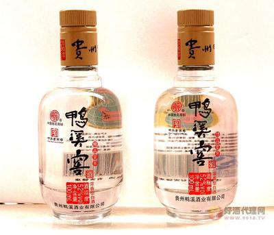 52度鴨溪窖酒·精品雷泉100ml 酒類經營中的精品之選